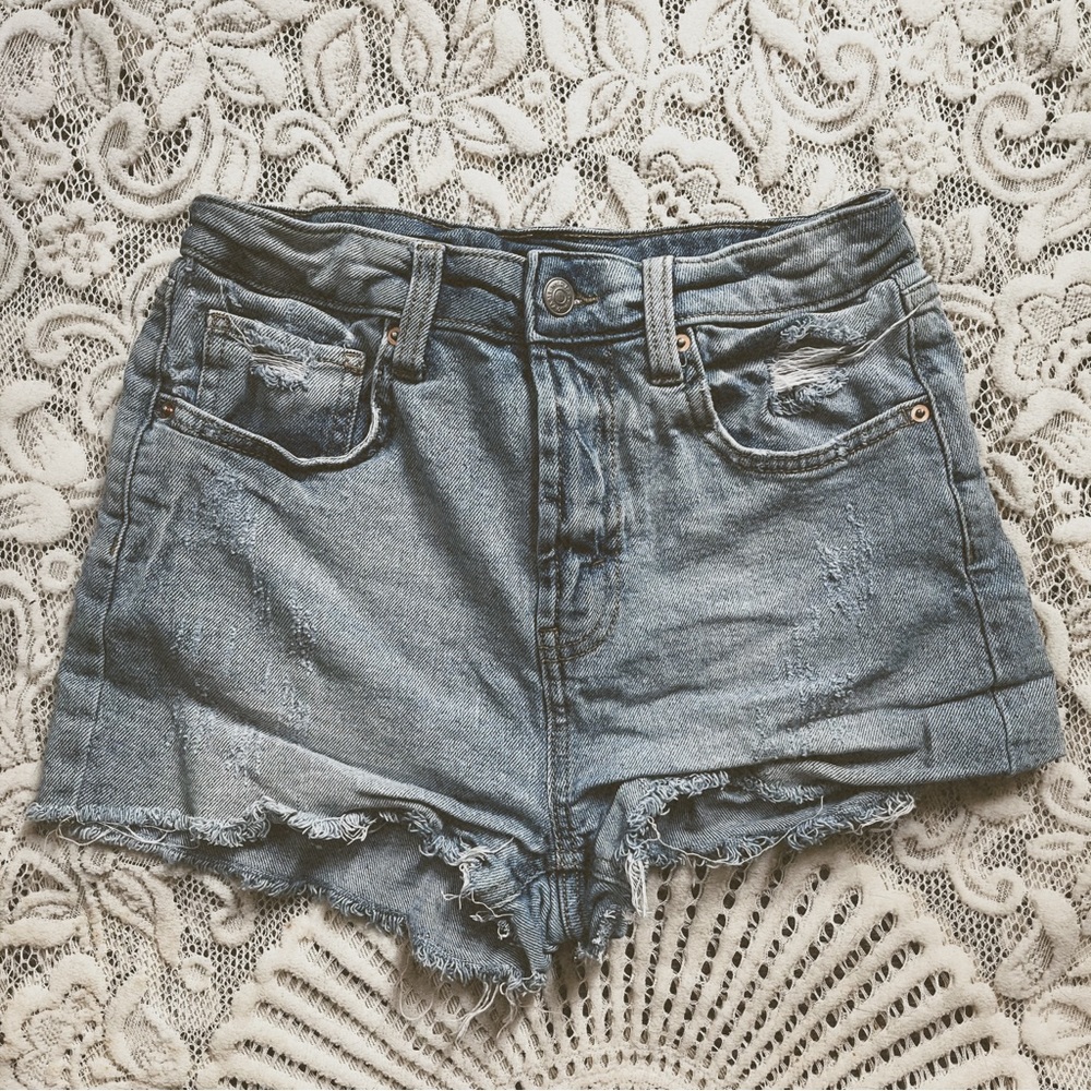 💙 wild fable distressed jean shorts (1)